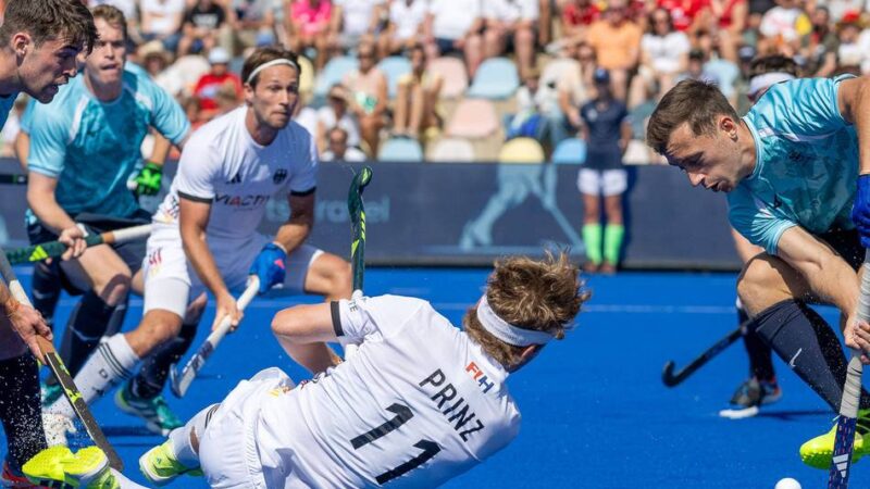 Remis bei Hockey-EM gegen England: Deutschland ist besser – und gewinnt doch nicht