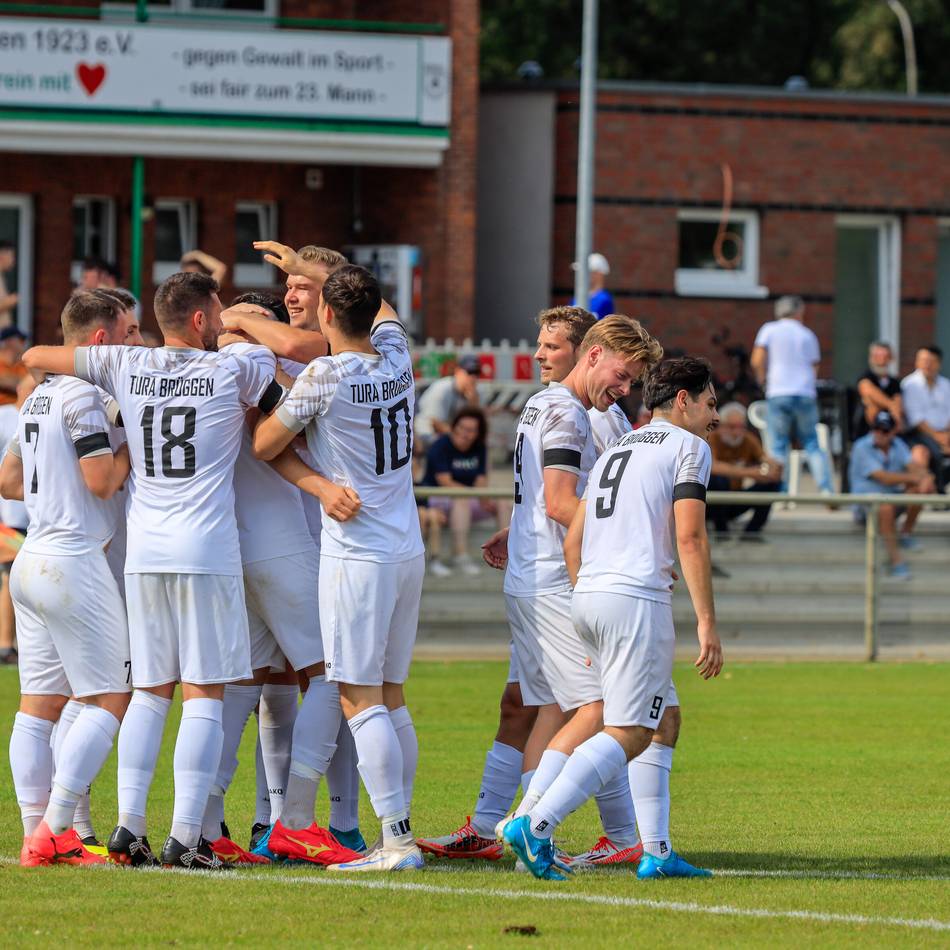 Trainer-Umfrage zum Bezirksliga-Start: Große Vorfreude auf viele Gladbacher Derbys