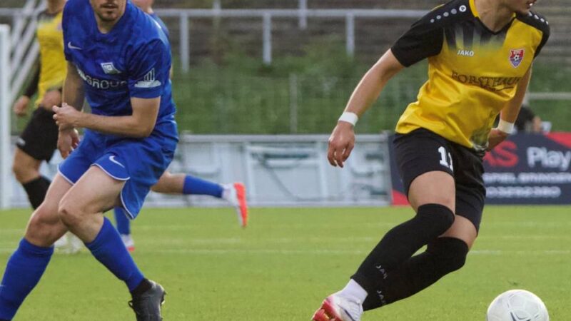 1:1 gegen Baumberg: Stimmung, Moral und Platzverweis – so lief Uerdingens Oberliga-Auftakt