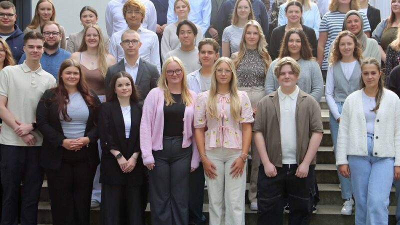Ausbildung in Moers: 45 Nachwuchskräfte starten bei der Stadt
