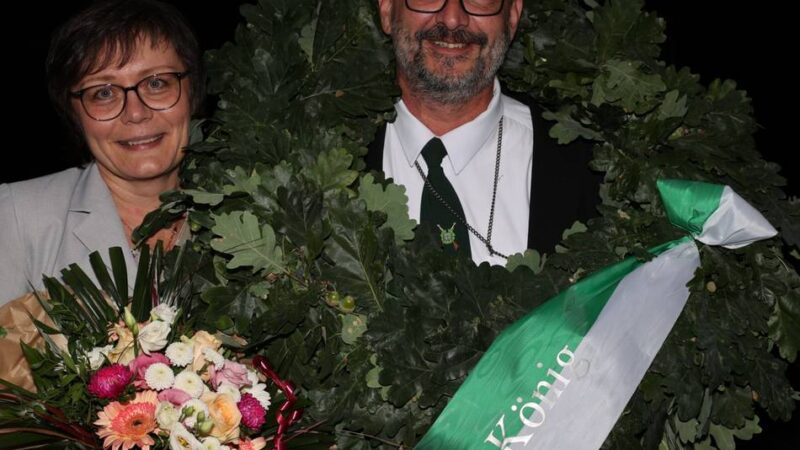 Bürgerschützenverein Kalkar: Marco Janßen schießt Vogel ab und wird König