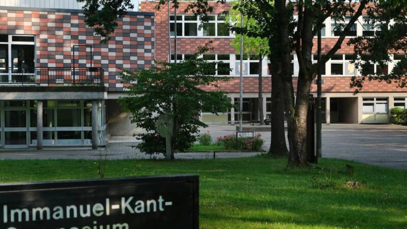 Heiligenhaus in den Sommerferien: Arbeit unter Hochdruck auf Schul-Baustellen