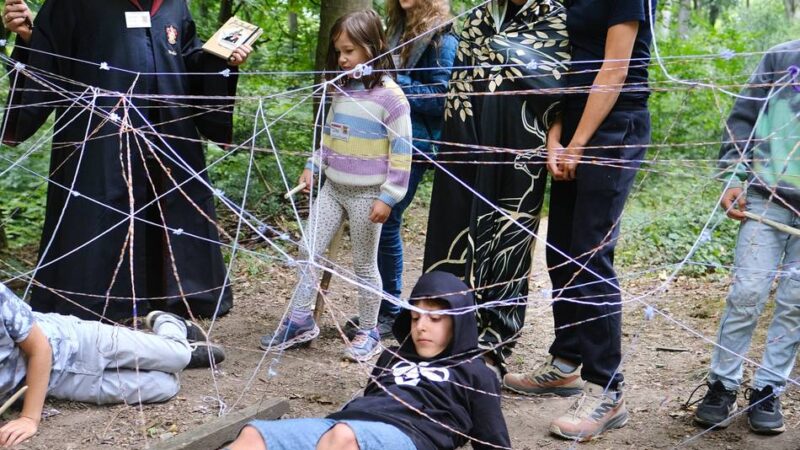 Besondere Abenteuer: Kinder erleben zauberhafte Zeit im Wald