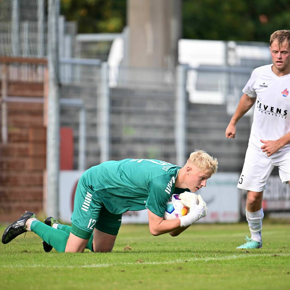 0:0 bei der Holzheimer SG: Der 1. FC Kleve überzeugt beim Punktgewinn zum Auftakt