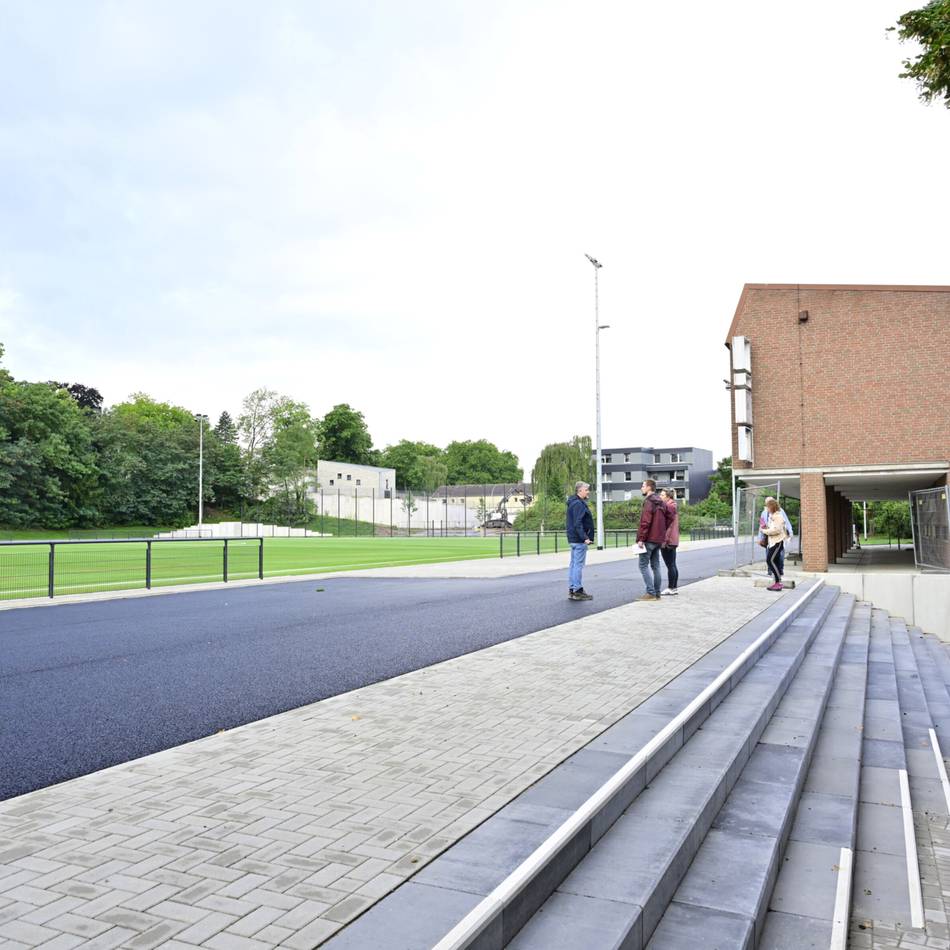Angebote für Vereine und Bürger in Mönchengladbach: Endspurt beim Umbau der Ernst-Reuter-Sportanlage