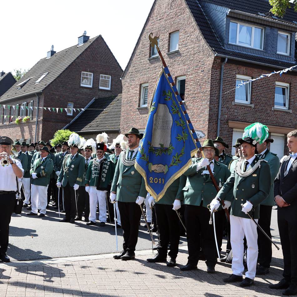 Brauchtum in Mönchengladbach: Hohe Auszeichnungen beim Schützenfest in Schelsen