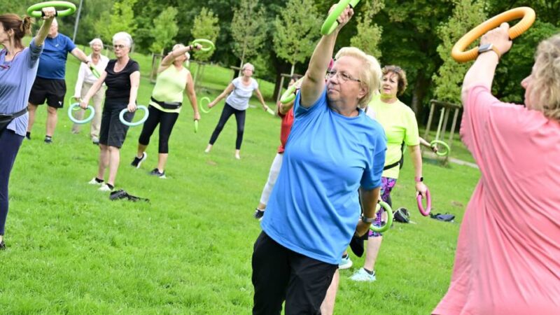 Kostenloses Angebot: Bunte Ringe bringen Mönchengladbacher in Bewegung