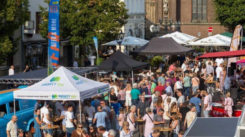 Fröhliche Stunden in Krefeld-Hüls: Feierabend auf dem Bubbelmaat