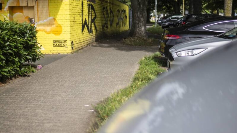 Verkehr in Düsseldorf: „Ein Wunder, dass es noch keinen Unfall gab“ – Sorgen um Sicherheit an der Fährstraße