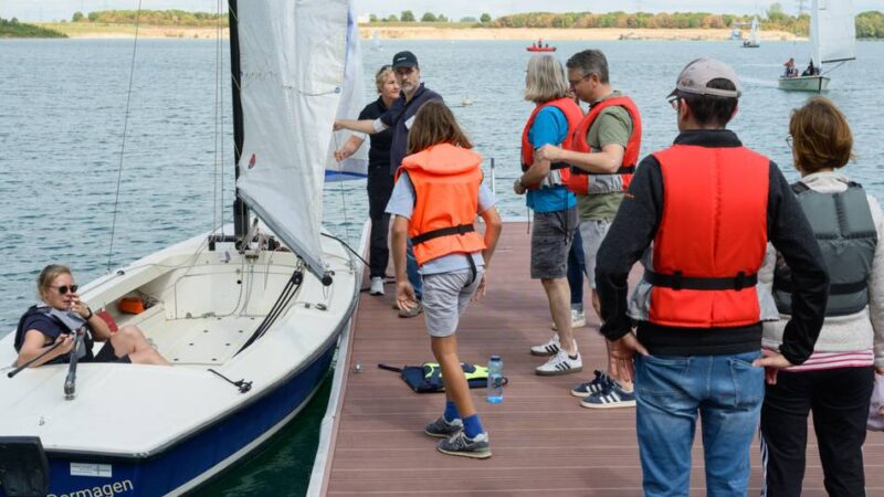 Schnuppertag beim Yachtclub in Dormagen: „Wir möchten zeigen, dass Segeln kein elitärer Sport ist“