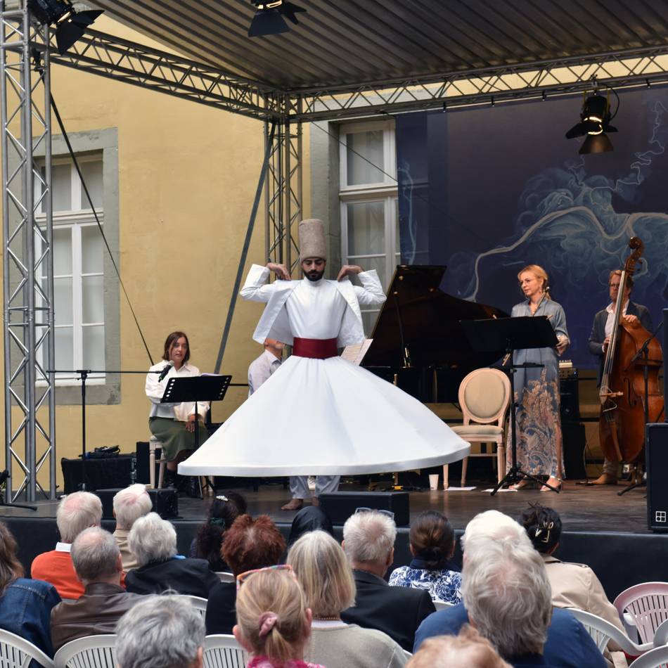 Niederrhein Musikfestival im Schloss Dyck: Eine Hommage an die Türkei: Brückenklänge vom Bosporus bis zum Rhein