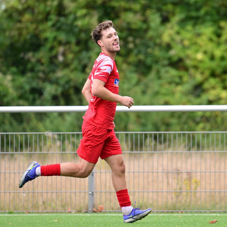 3:1-Erfolg in Meerbusch: Sonsbecker Effizienz bringt den ersten Dreier