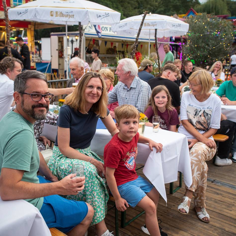 Vier bunte Tage: Kranenburg feiert Kirmes mit einem Überraschungsgast