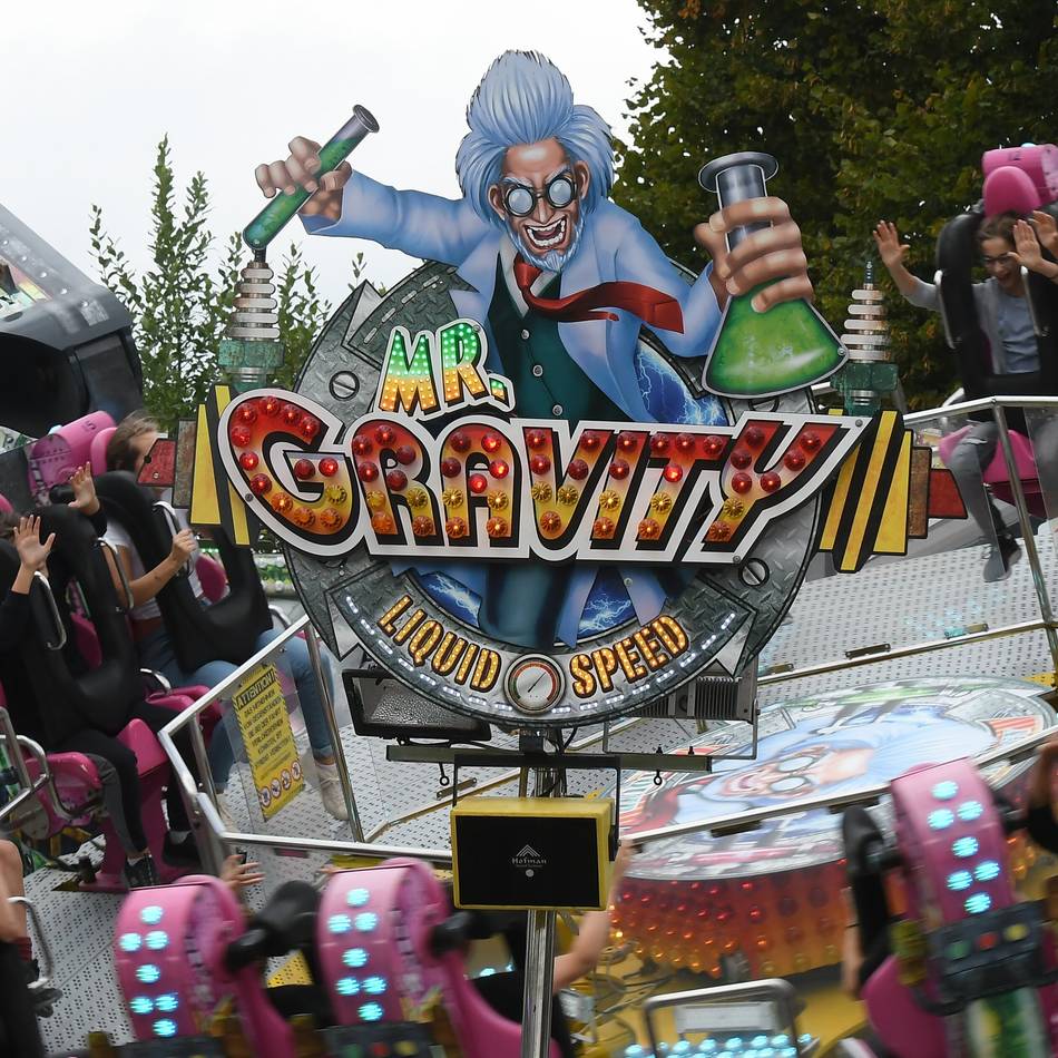 Herbstkirmes und Krammarkt in Wermelskirchen: Ein Fahrgeschäft der „1. Kirmes-Liga“