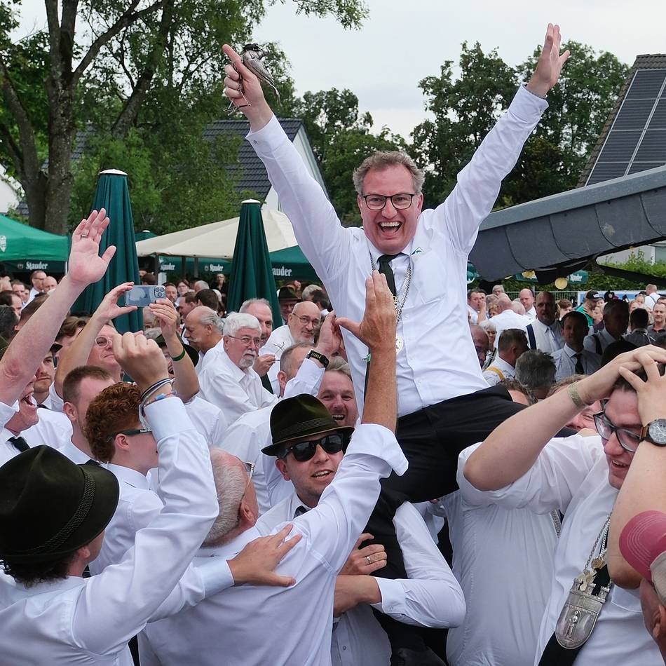 Ratinger Brauchtum: Die St. Sebastiani Bruderschaft hat einen neuen König