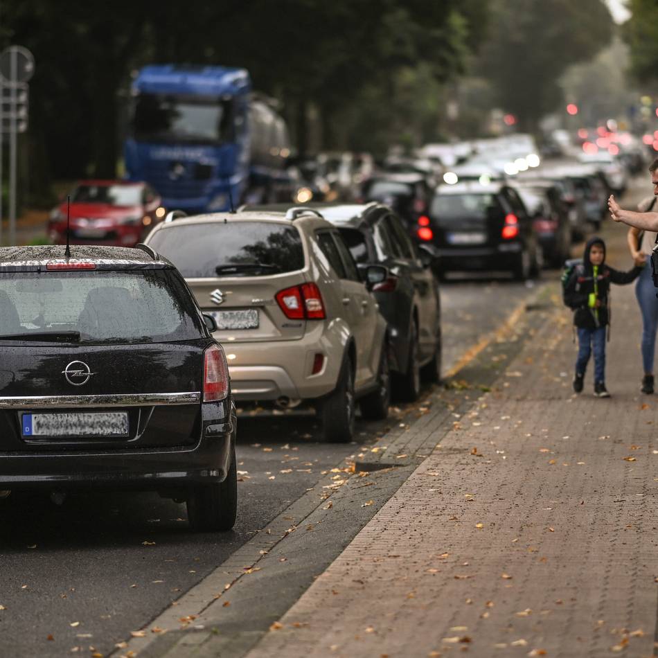 Verkehr in der Region: Pkw-Dichte im Kreis Kleve ist extrem hoch