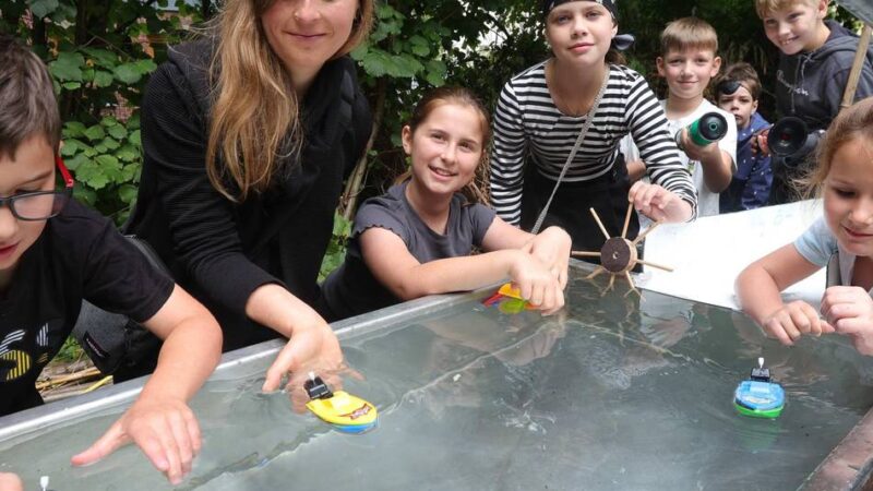 Wasserspielplatz im Leverkusener Jugendzentrum Bunker: Das Element Wasser hautnah erleben