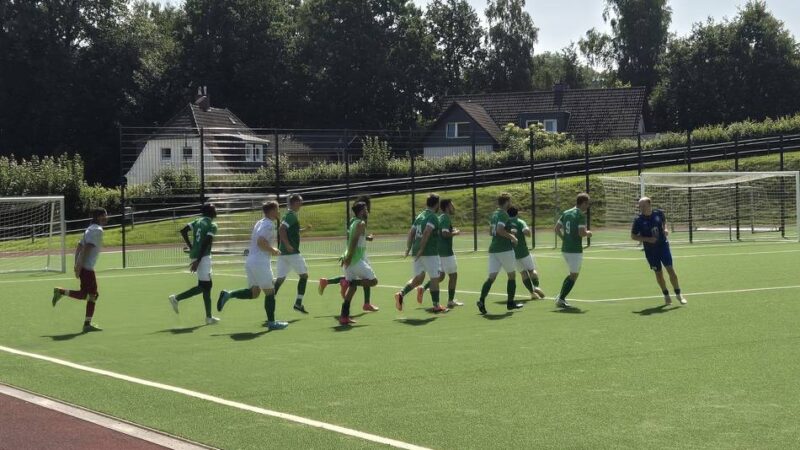 Hückeswagener Fußballklub vor dem Saisonstart: Auch Raspo denkt über Kreis-Wechsel nach