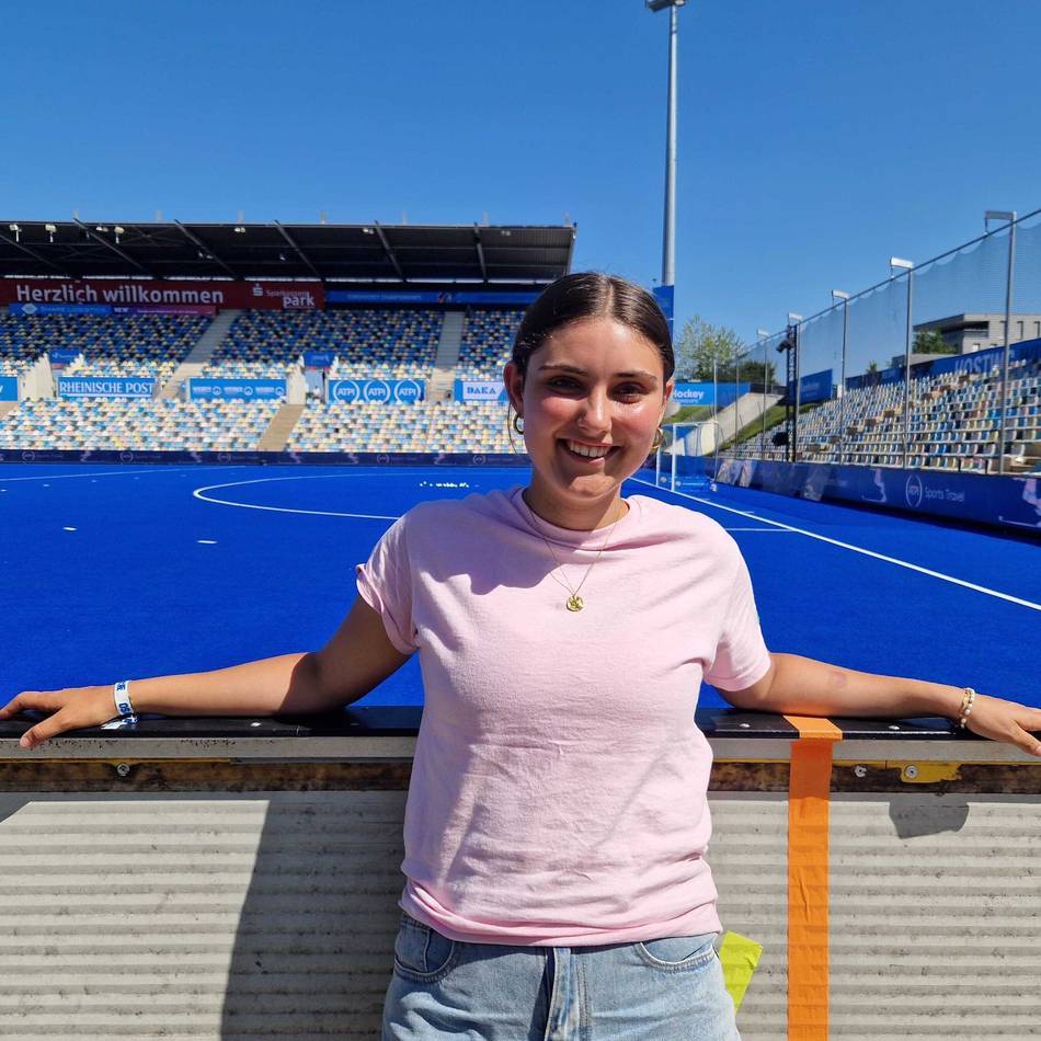 Freiwillige Helfer bei der Hockey-EM in Mönchengladbach: „Hier ist es wie in einer Riesenfamilie“