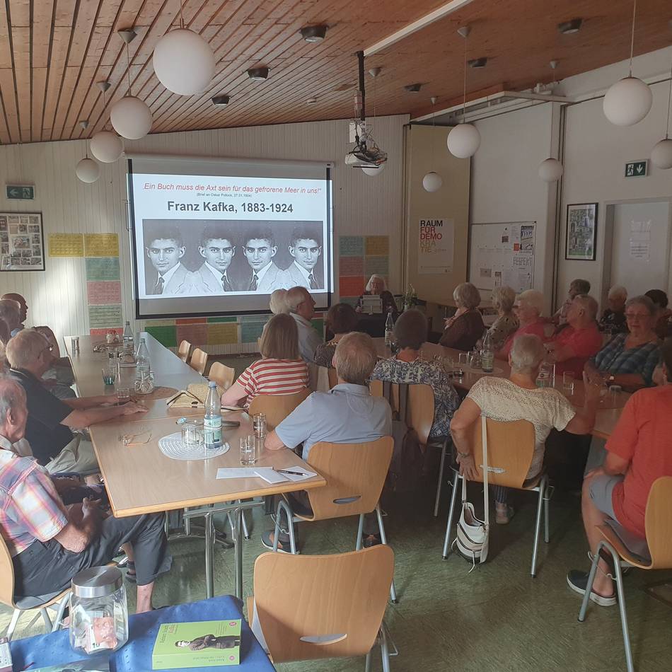 Wiescheider Treff: Vortrag in Langenfeld beleuchtet Leben und Werk Franz Kafkas