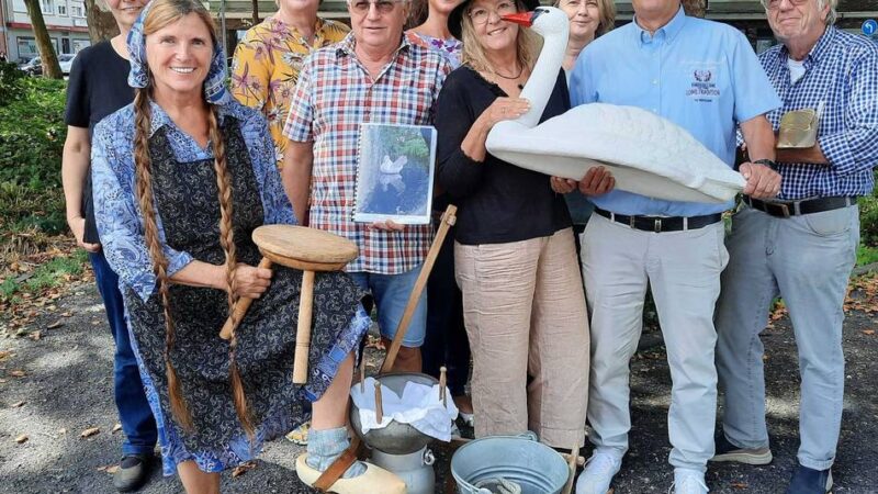 Breites Angebot in der Schwanenstadt: 53 Wege, Kleve zu entdecken – Stadtführer zeigen bekannte und unbekannte Seiten