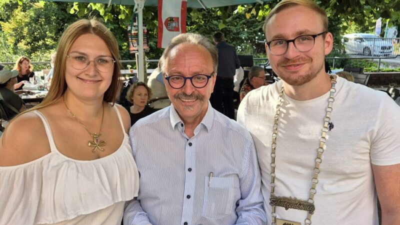 Brauchtum in Grevenbroich: Neues Jahrbuch stimmt auf das große Schützenfest ein
