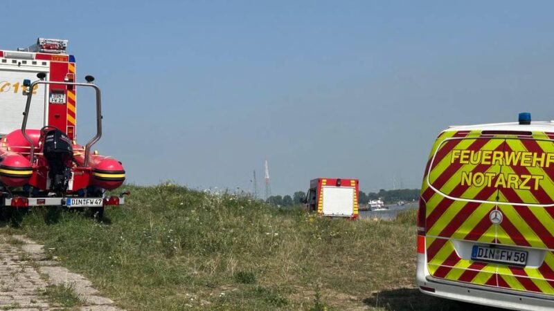 Bei Voerde: Toter Mann aus dem Rhein geborgen – Identität geklärt
