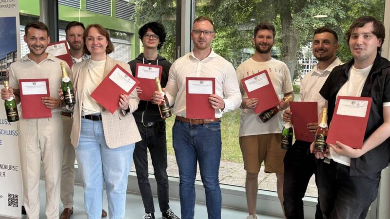 Abi 2025: Weiterbildungskolleg Linker Niederrhein, Abendgymnasium Viersen