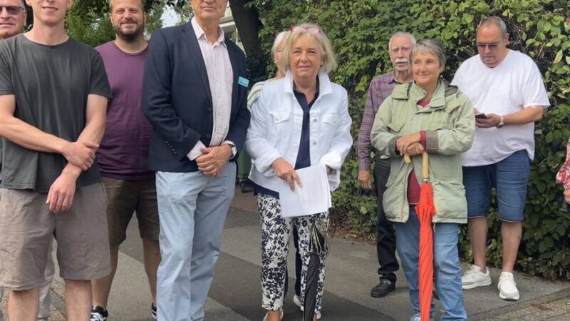 Anwohnerparken in Krefeld: „Wir haben die Stadt voller Blech“ – Anwohner finden keinen Parkplatz