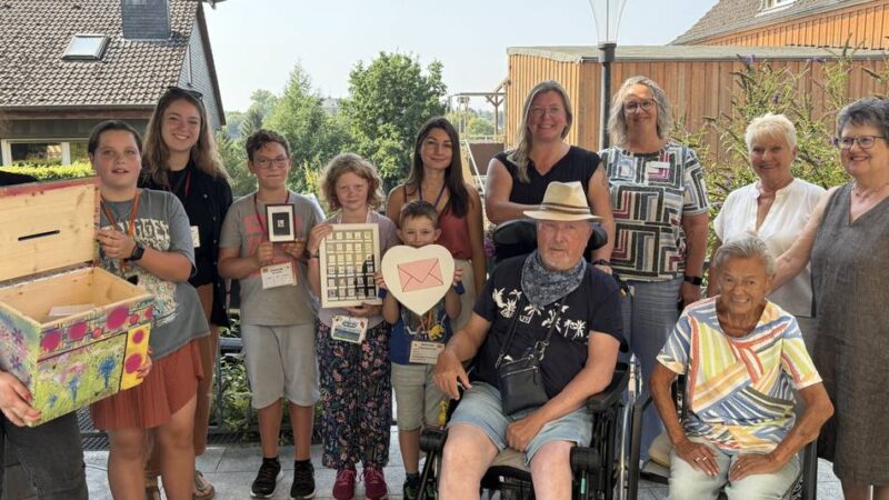 Ferienaktion in Hückeswagen: 106 Mal „Herzenspost“ aus dem Kinderdorf für das Johannesstift