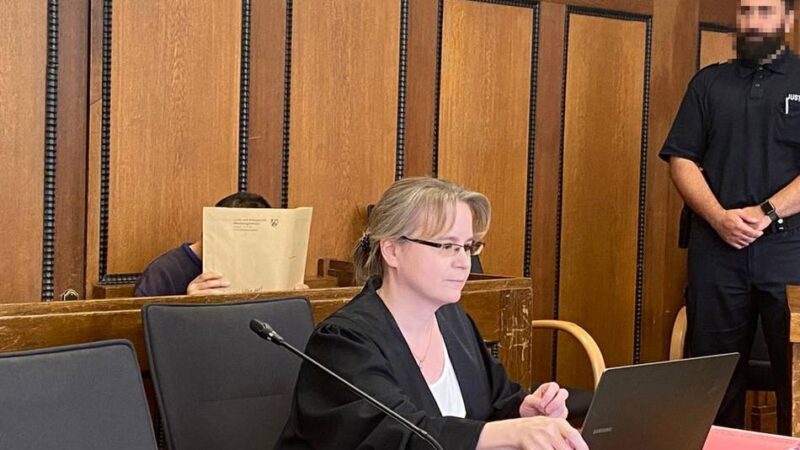 Nach Totschlag in Mönchengladbach: Angeklagter im Prozess um tödlichen Messerangriff wohl nicht schuldfähig