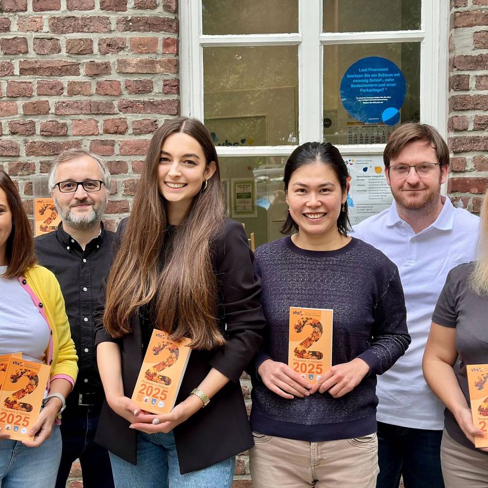 Neues Programm für das zweite Halbjahr: Bei der Volkshochschule trifft Origami auf Patisserie