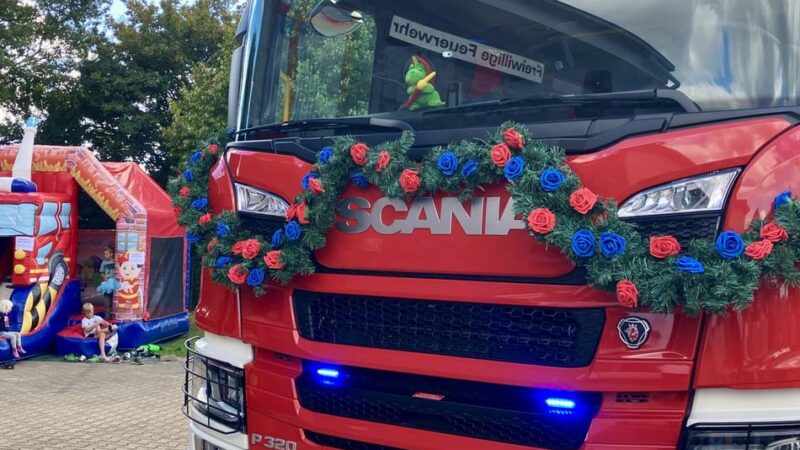 Sommerfest beim Löschzug Rees-Bienen: Neues Fahrzeug für Bienener Wehr