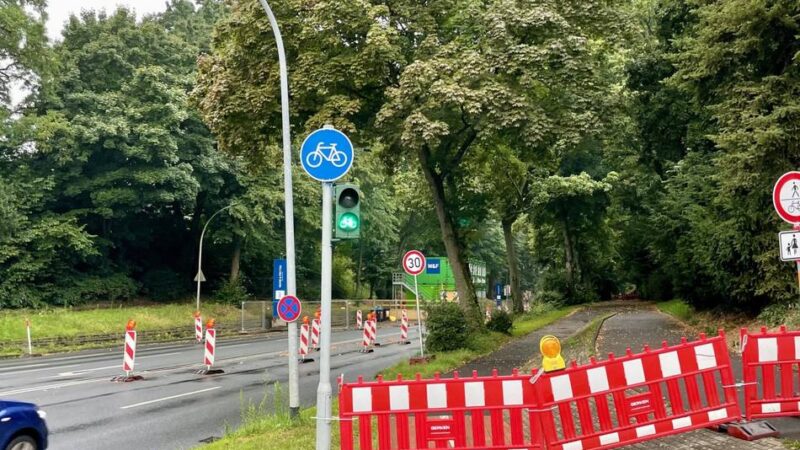 Wegen Brücken-Abriss in Mönchengladbach: Geh- und Radweg an Hermann-Piecq-Anlage länger gesperrt