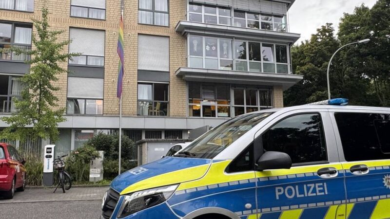 Im fünften Obergeschoss: Großeinsatz nach Brand in Mönchengladbacher Altenheim