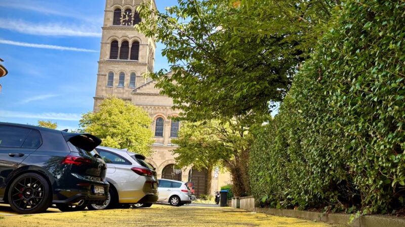 Straßenbau in Düsseldorf: Stadt muss gelben Gehweg am Paulusplatz erneuern