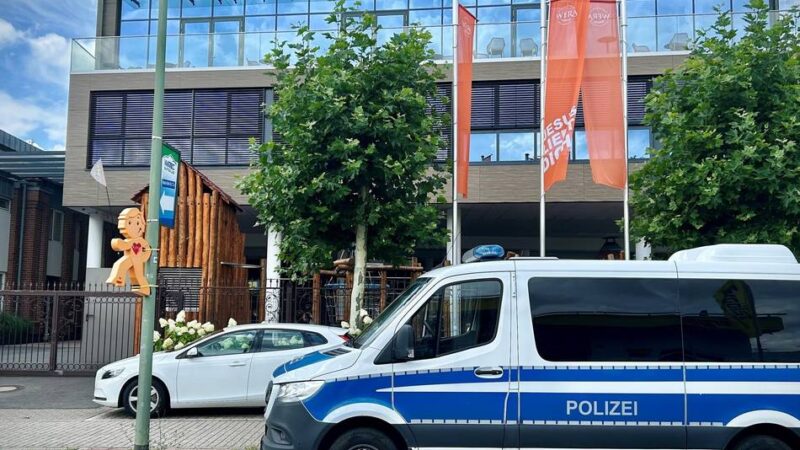 Nach Razzia in Duisburg: Sektenführer soll sich unerlaubt „Pastor“ nennen – Verfahren gegen Polizisten eingeleitet
