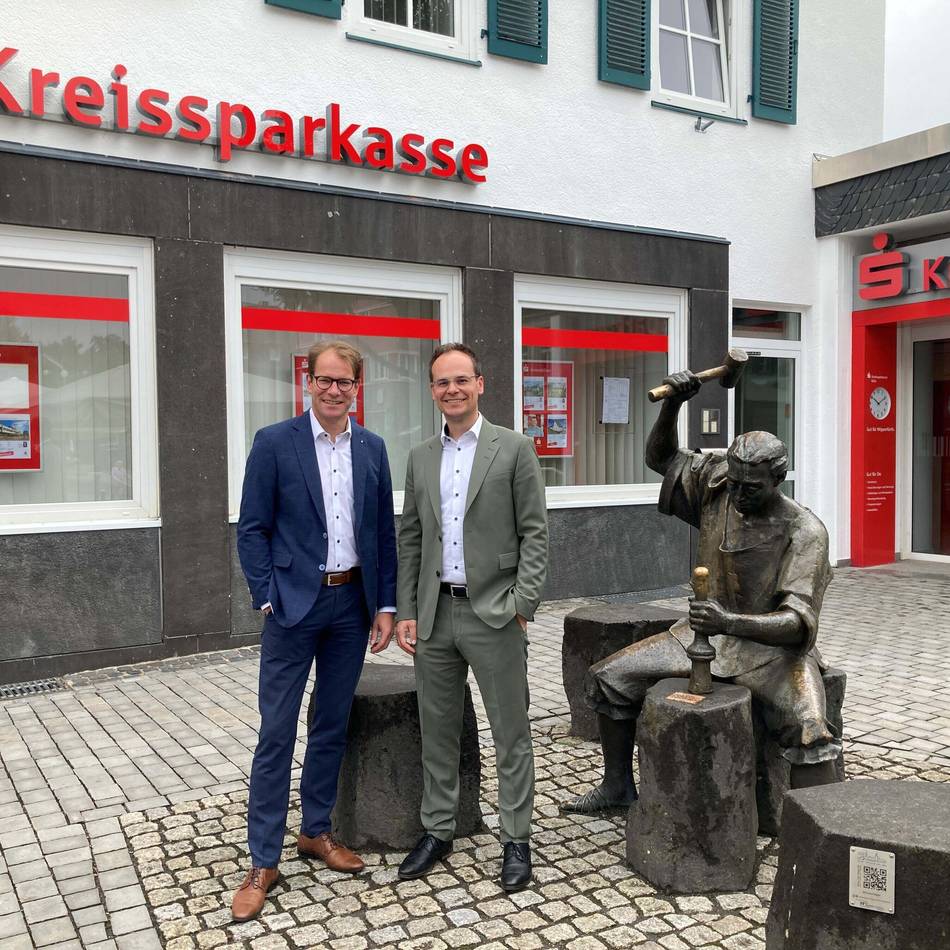 Filialen in Hückeswagen und Radevormwald: Stabwechsel in der Direktion Oberberg der Kreissparkasse Köln