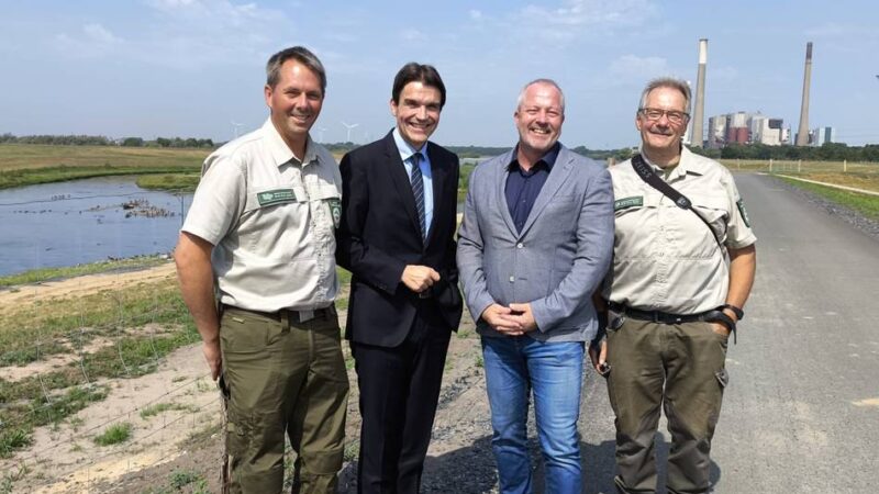 Kooperation in Dinslaken: Ranger regulieren Besucherströme an der Emscher-Mündung