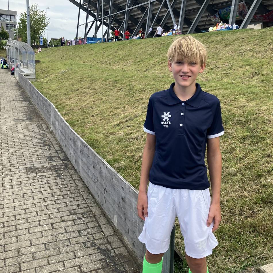 Hockey-EM in Mönchengladbach: Als jüngster Helfer am Spielfeldrand