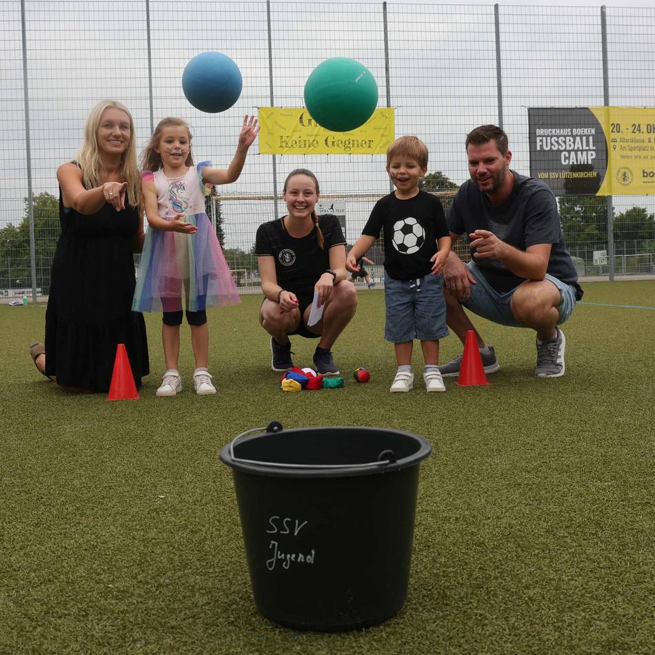 Familiensportfest des SSV Lützenkirchen in Leverkusen: Kinder weglocken vom Smartphone