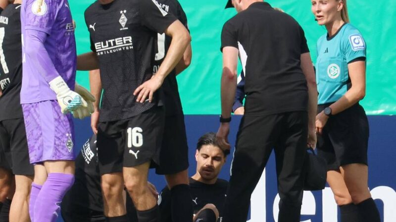 „Wenn da was passiert, müssen wir was tun“: Diks-Verletzung könnte Borussia zu Transfer bewegen