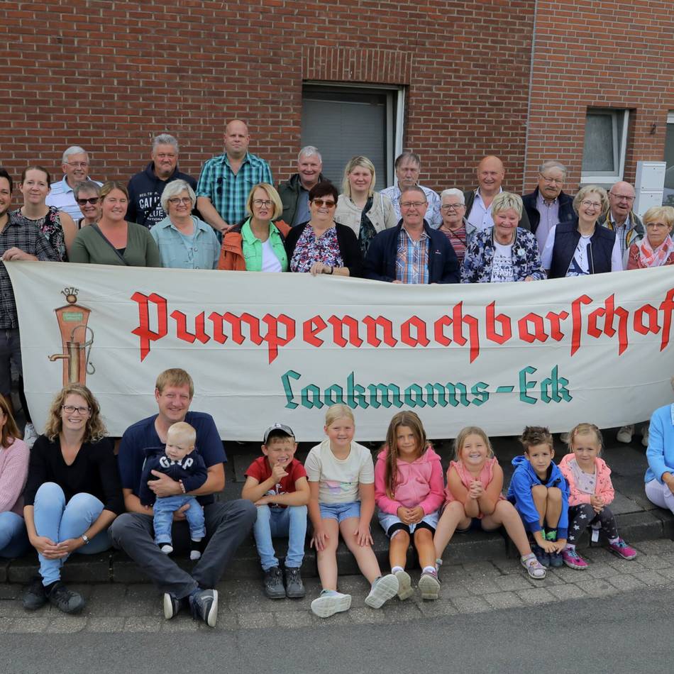 Fest in Rheinberg: Borther Nachbarschaft Laakmanns Eck feiert 50-Jähriges