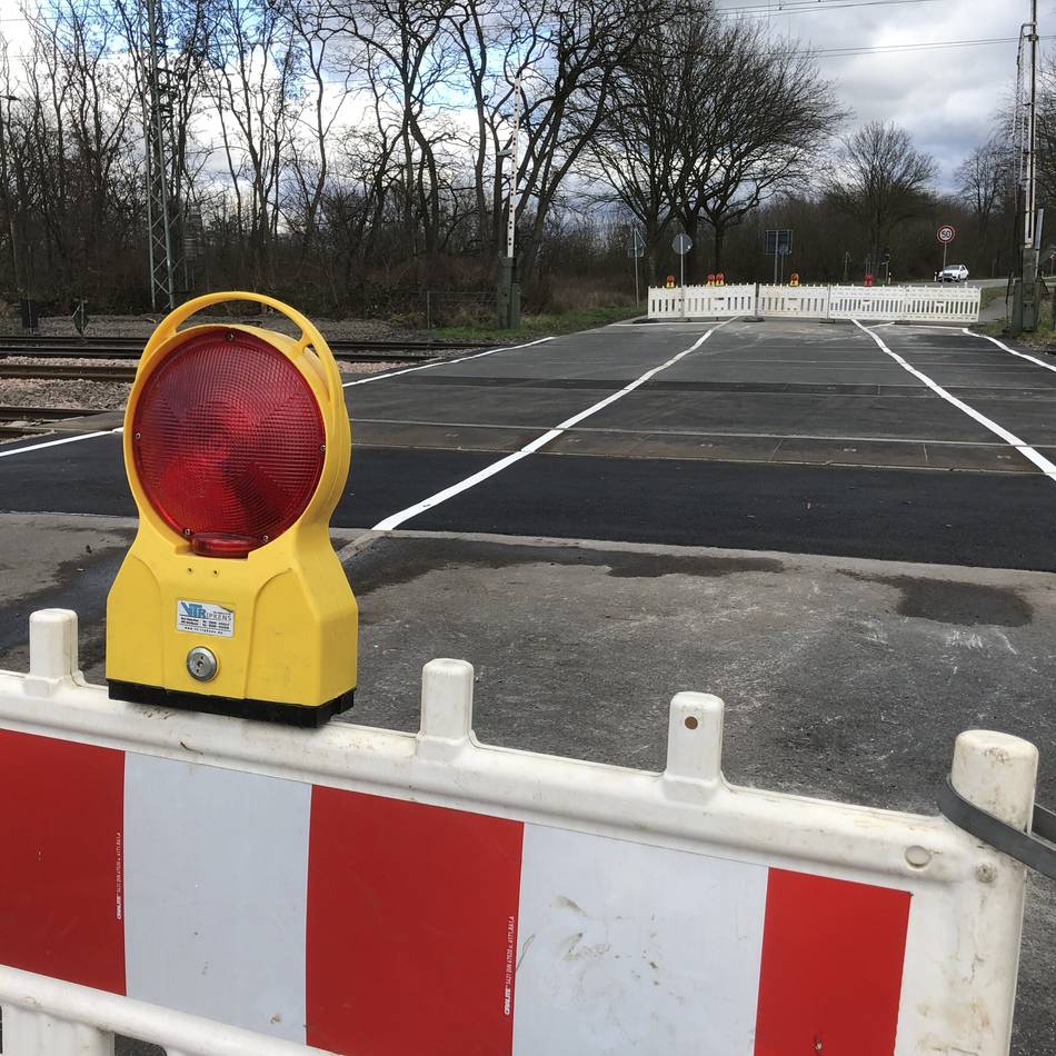 Fahrbahnsanierung zwischen Rheinkamp und Vierbaum: Reitweg ab 8. September bis Ende Januar gesperrt