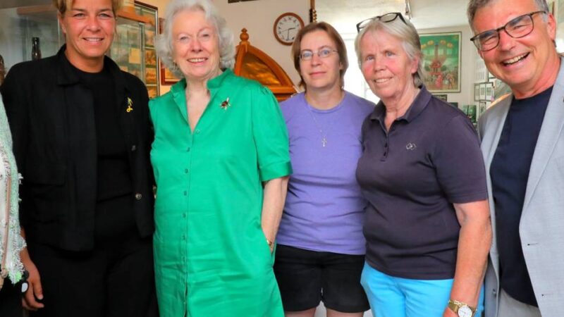 Zu Gast in Rheinberg: Ministerin Mona Neubaur in der Underberg-Ausstellung