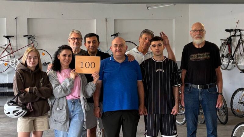 Schloss-Stadt Hückeswagen: Ein ganz besonderes Projekt: 100 Fahrräder für Geflüchtete