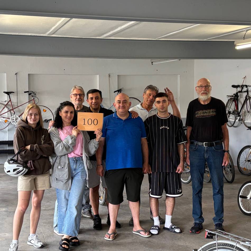 Schloss-Stadt Hückeswagen: Ein ganz besonderes Projekt: 100 Fahrräder für Geflüchtete