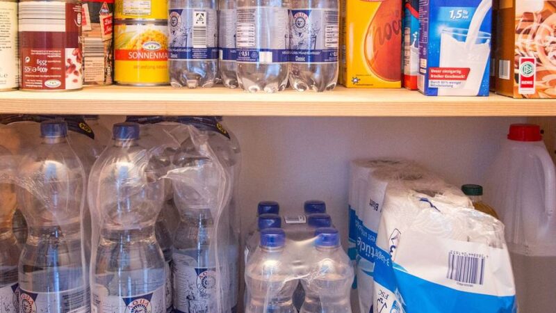 Katastrophenschutz in Radevormwald: Diesen Notvorrat sollte jeder im Haus haben