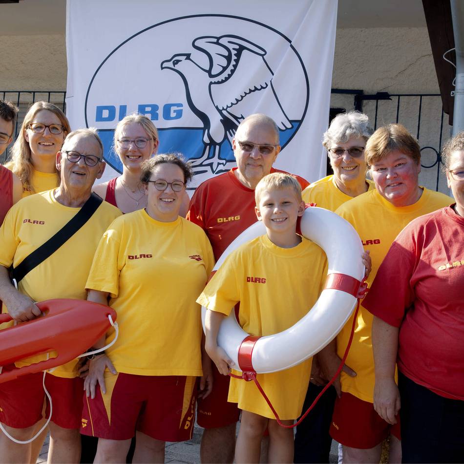 Am Samstag im Freibad: DLRG feiert ihren 90 Geburtstag im Underberg-Freibad