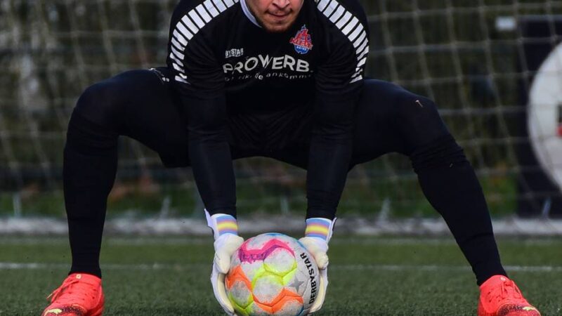 1:3 im Test beim 1. FC Lintfort: Auf Trainer Umut Akpinar wartet beim 1. FC Kleve jetzt noch eine Menge Arbeit